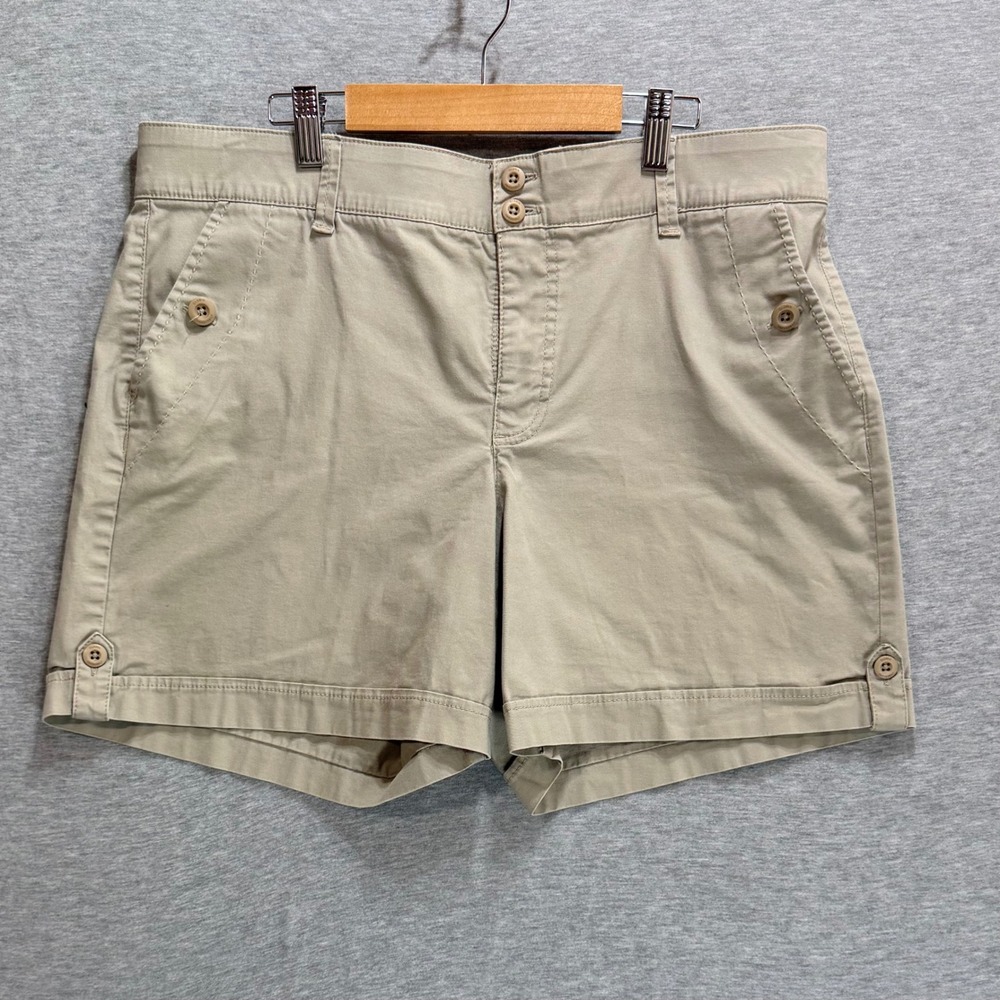 Gloria Vanderbilt Celina Shorts Womens 14 Khaki Tan Chino Stretch Casual Preppy